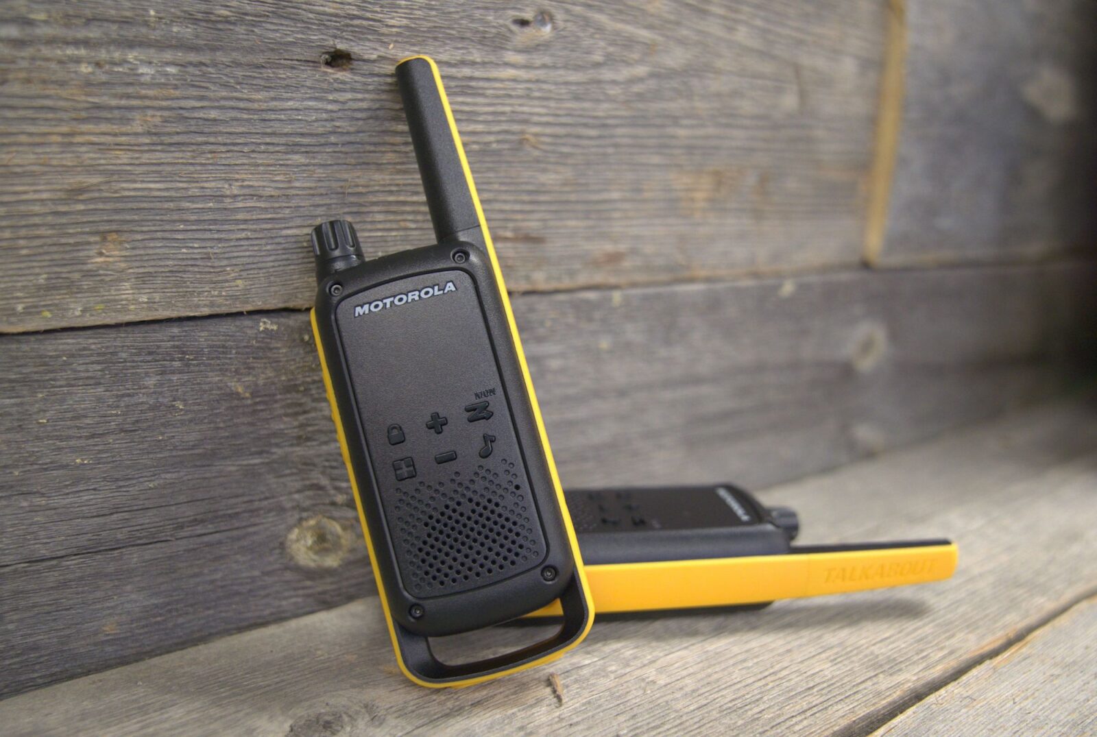 Tatun testissä Motorola TALKABOUT T82 Extreme -radiopuhelinsetti